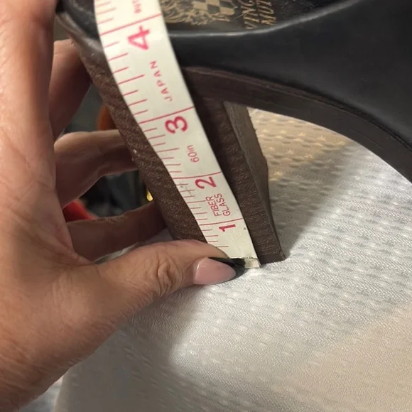 Vince Camuto Black Leather Mules - Picture 2 of 4
